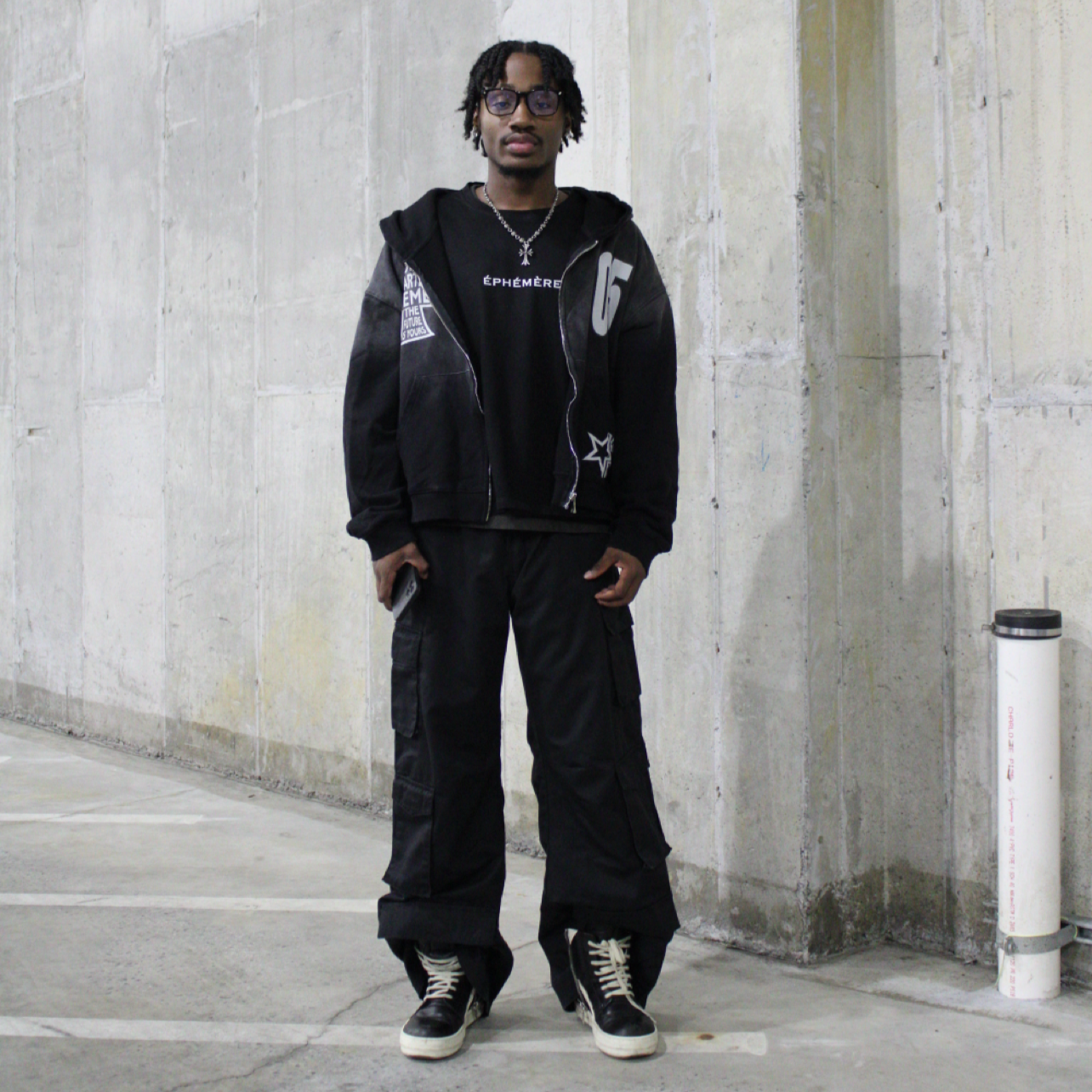 Un Art Éphérème Zip Up